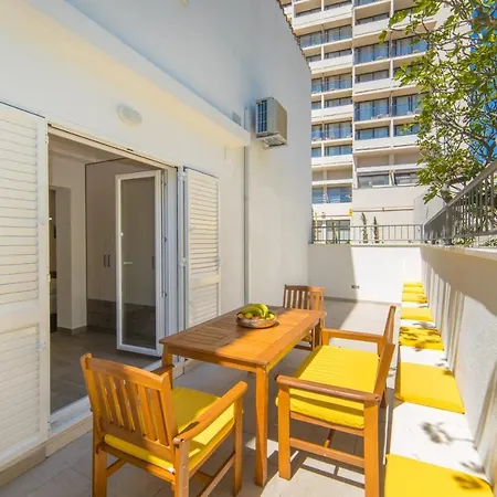 Lalu Apartman Makarska