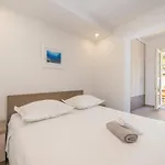 Lalu Apartment