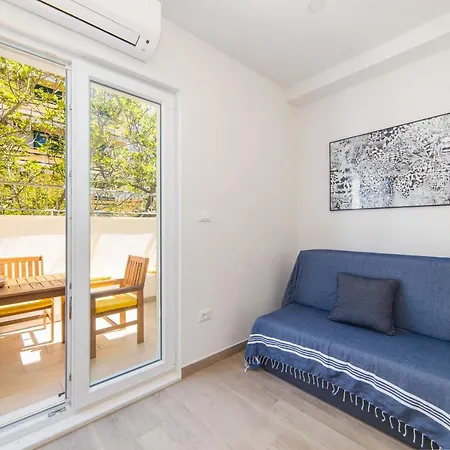 Lalu Apartamento Makarska