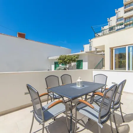 Apartment Lalu Makarska