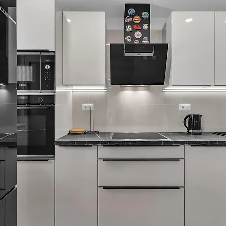 Lalu Apartment